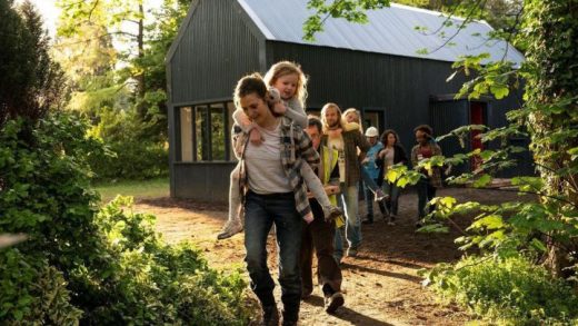 VOLVER A EMPEZAR (MONA JACINTA)