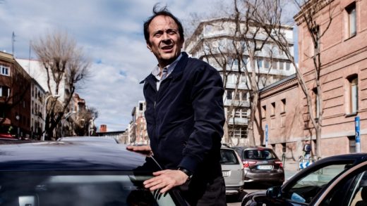 APAGÓN (MONA JACINTA)