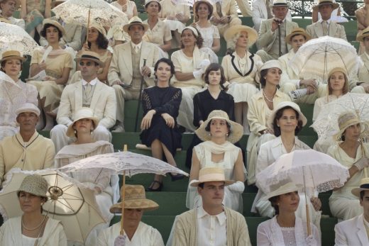 LA VIRGEN ROJA (MONA-DA)