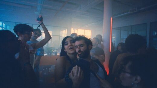 CLUB KID (MONA JACINTA)